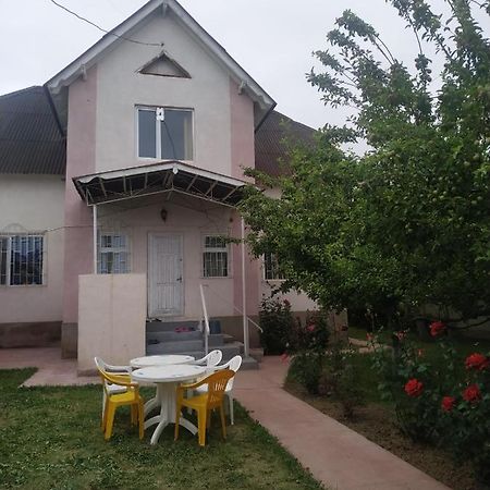 Guest House Regina Bulan Sogottuu 외부 사진